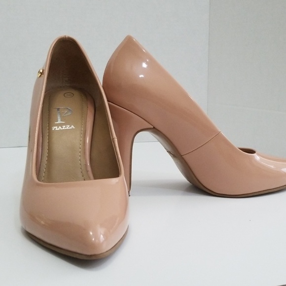 Shoes - Picture 4 of 4